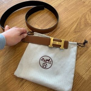 Barely worn brown and gold Hermés H belt with duster bag - would fit Size Small